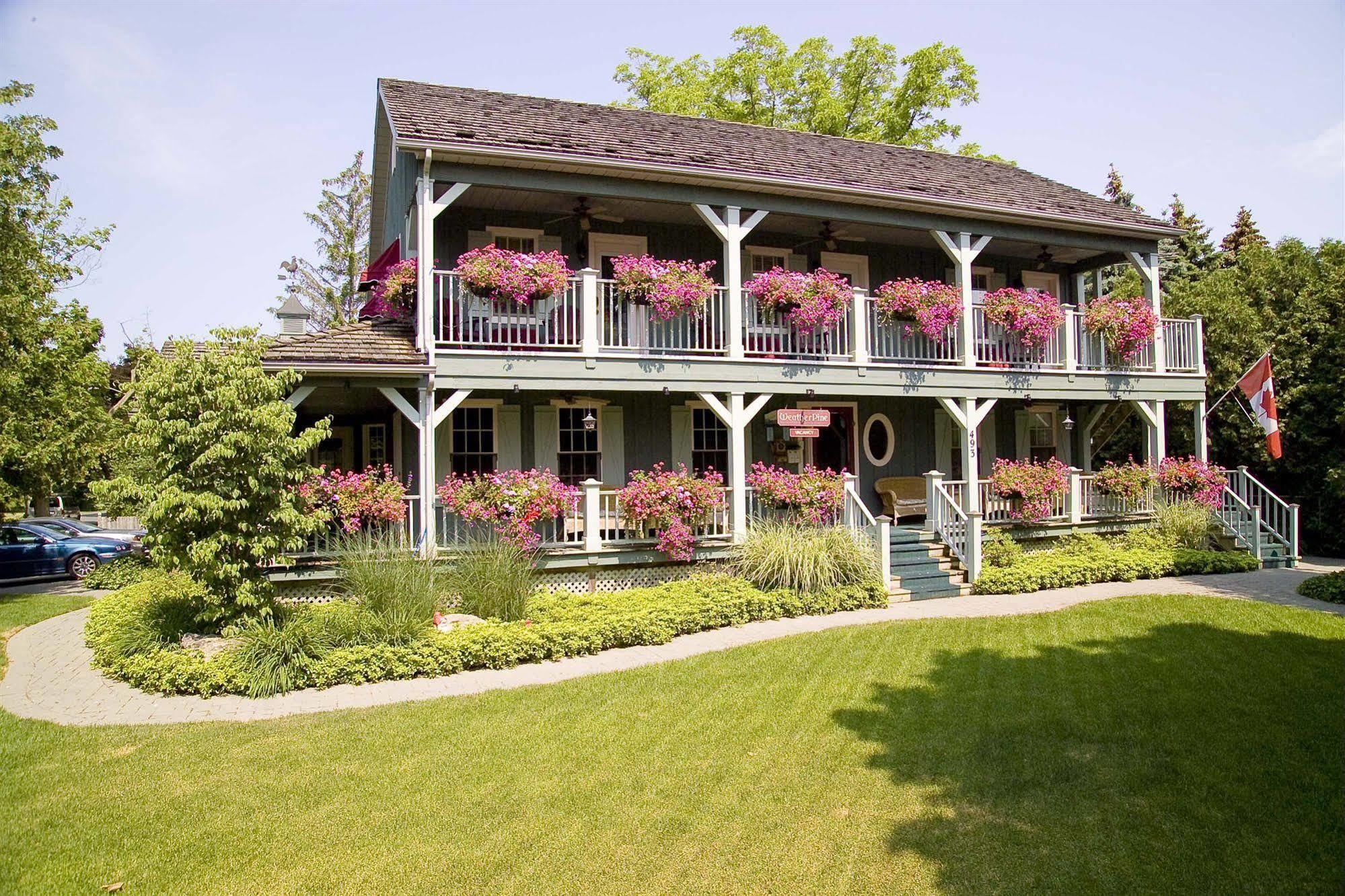 Weatherpine Inn Ниагара-он-те-Лейк Экстерьер фото